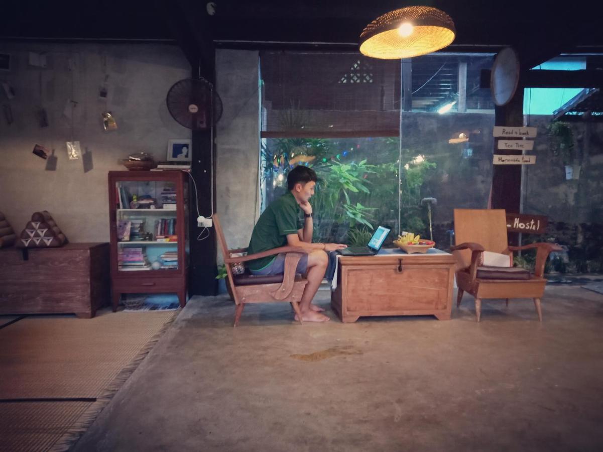 Iamwarin Mini Hostel Warin Chamrap Dış mekan fotoğraf