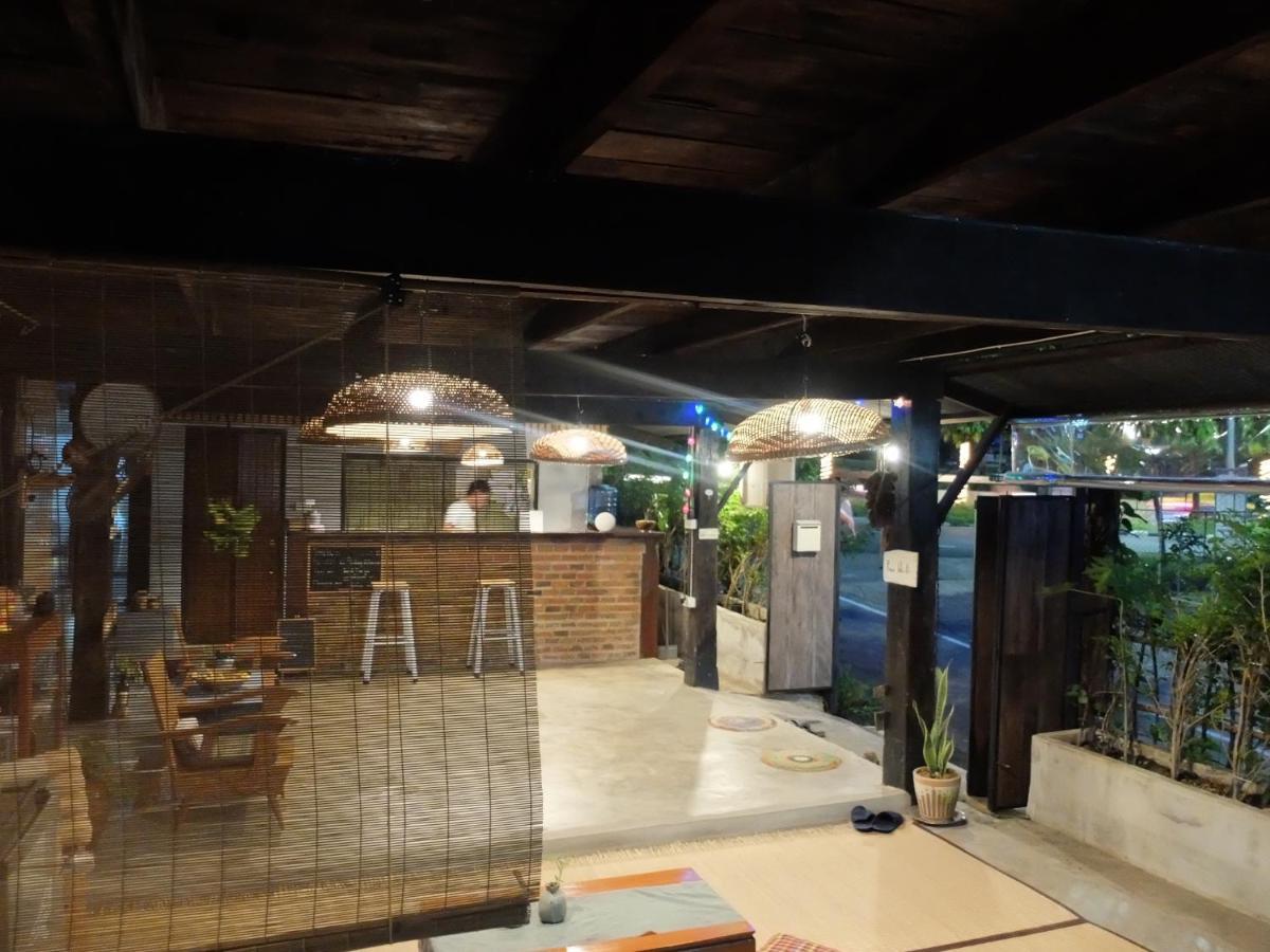 Iamwarin Mini Hostel Warin Chamrap Dış mekan fotoğraf