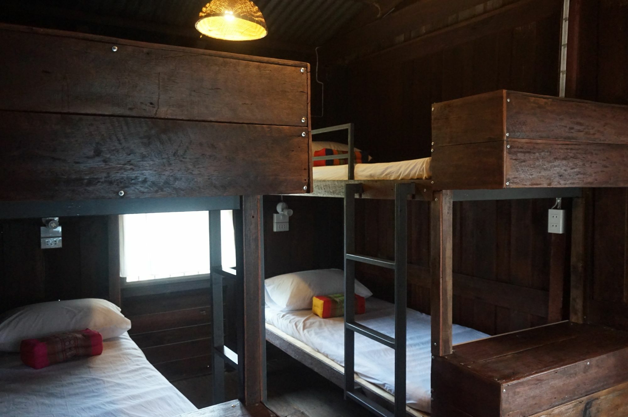 Iamwarin Mini Hostel Warin Chamrap Dış mekan fotoğraf